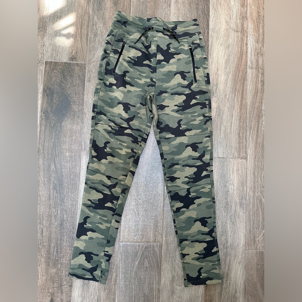 Teen boy joggers